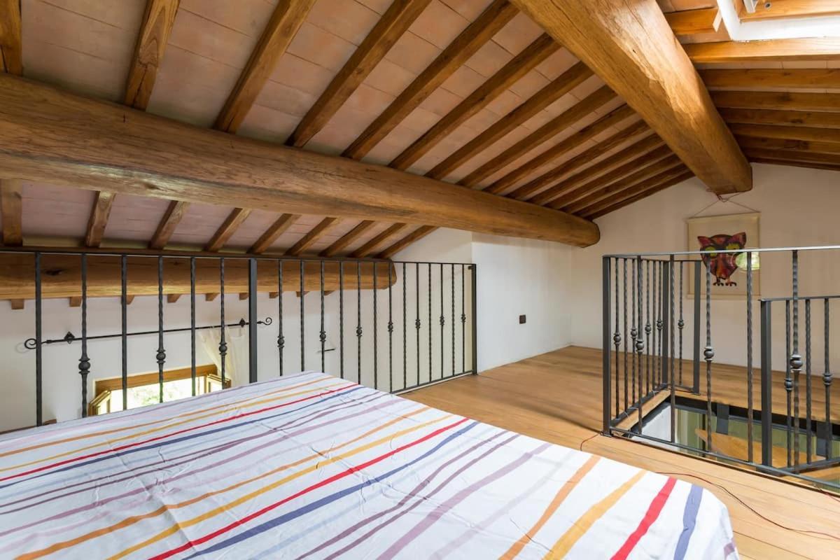 Casa ridente nella valle del Menotre con giardino Pale Esterno foto